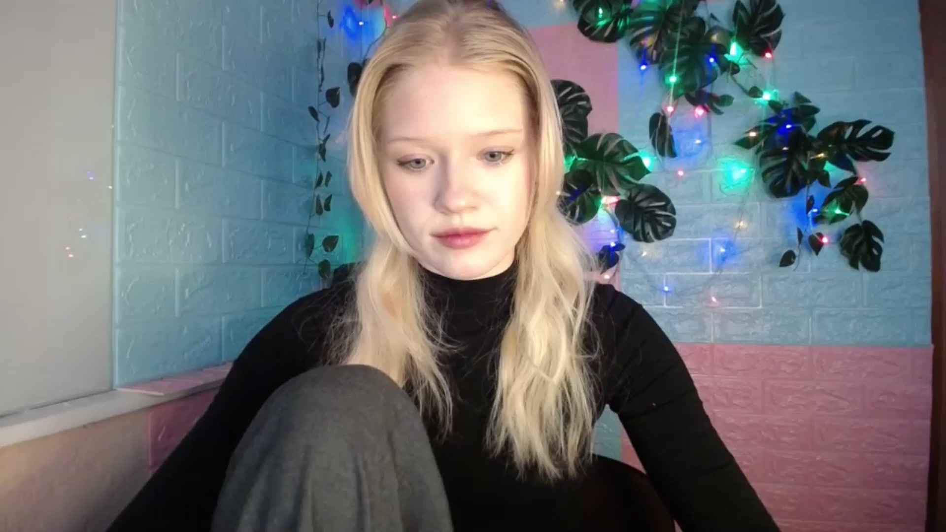 Gallery image thumbnail from Angel_baby's myfreecams stream on, 04/21/2026, 17:27 image 1 of 20