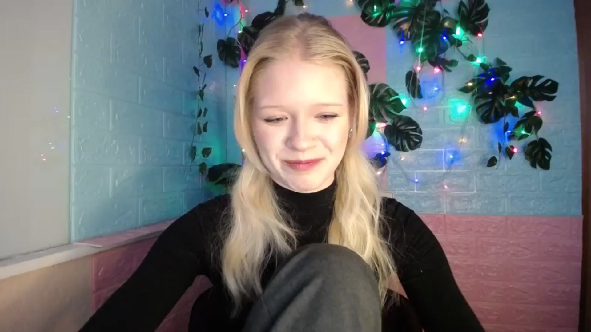 Gallery image thumbnail from Angel_baby's myfreecams stream on, 04/21/2026, 17:27 image 3 of 20