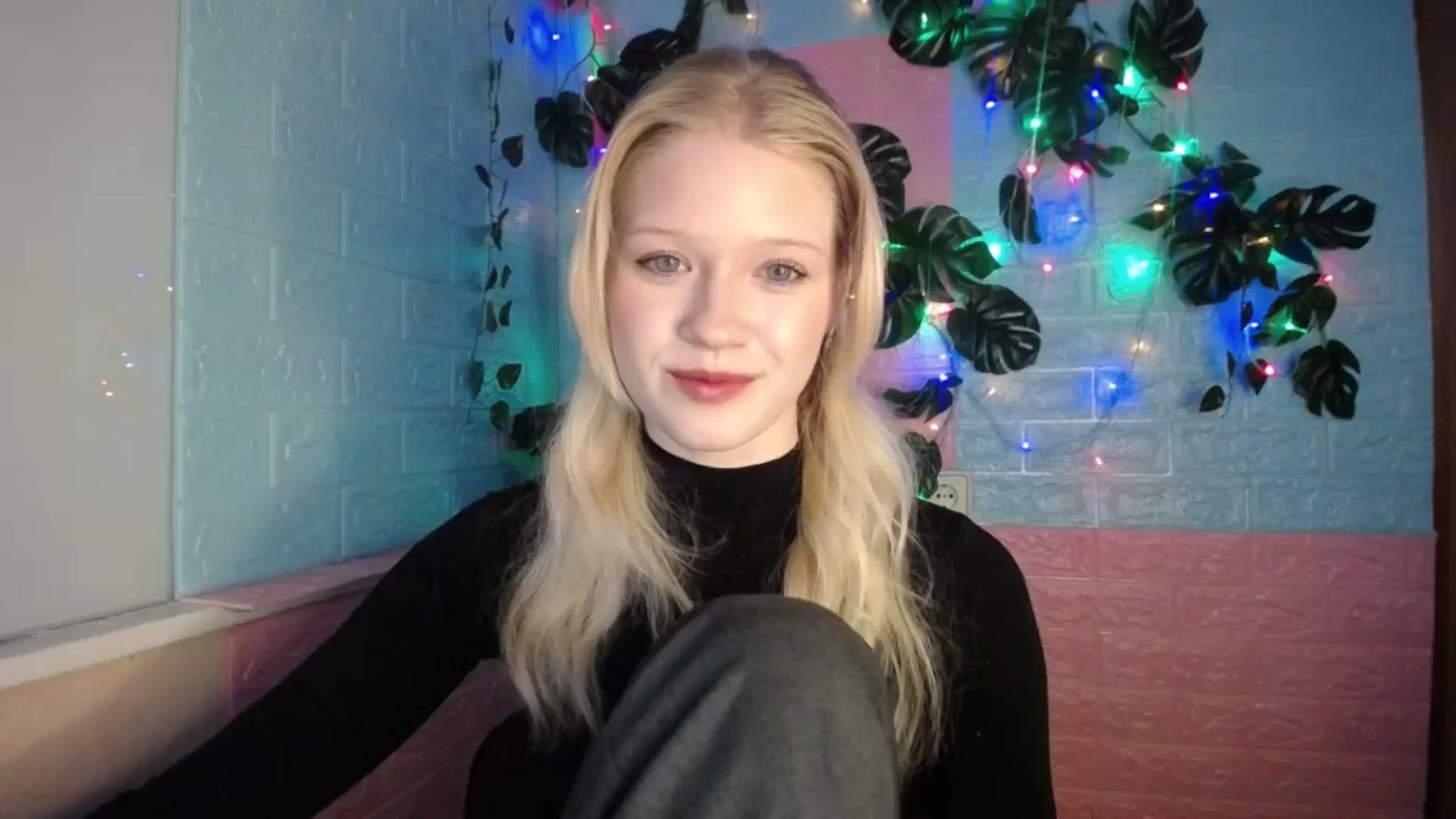 Gallery image thumbnail from Angel_baby's myfreecams stream on, 04/21/2026, 17:27 image 7 of 20