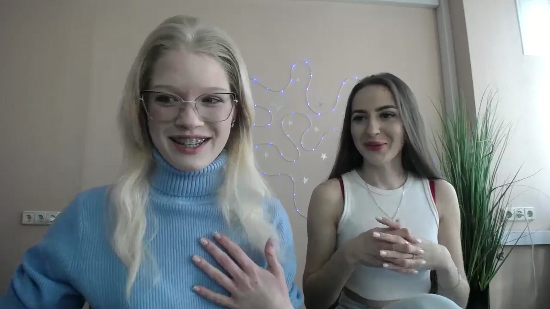 Gallery image thumbnail from Angel_baby's myfreecams stream on, 04/22/2026, 13:55 image 11 of 20