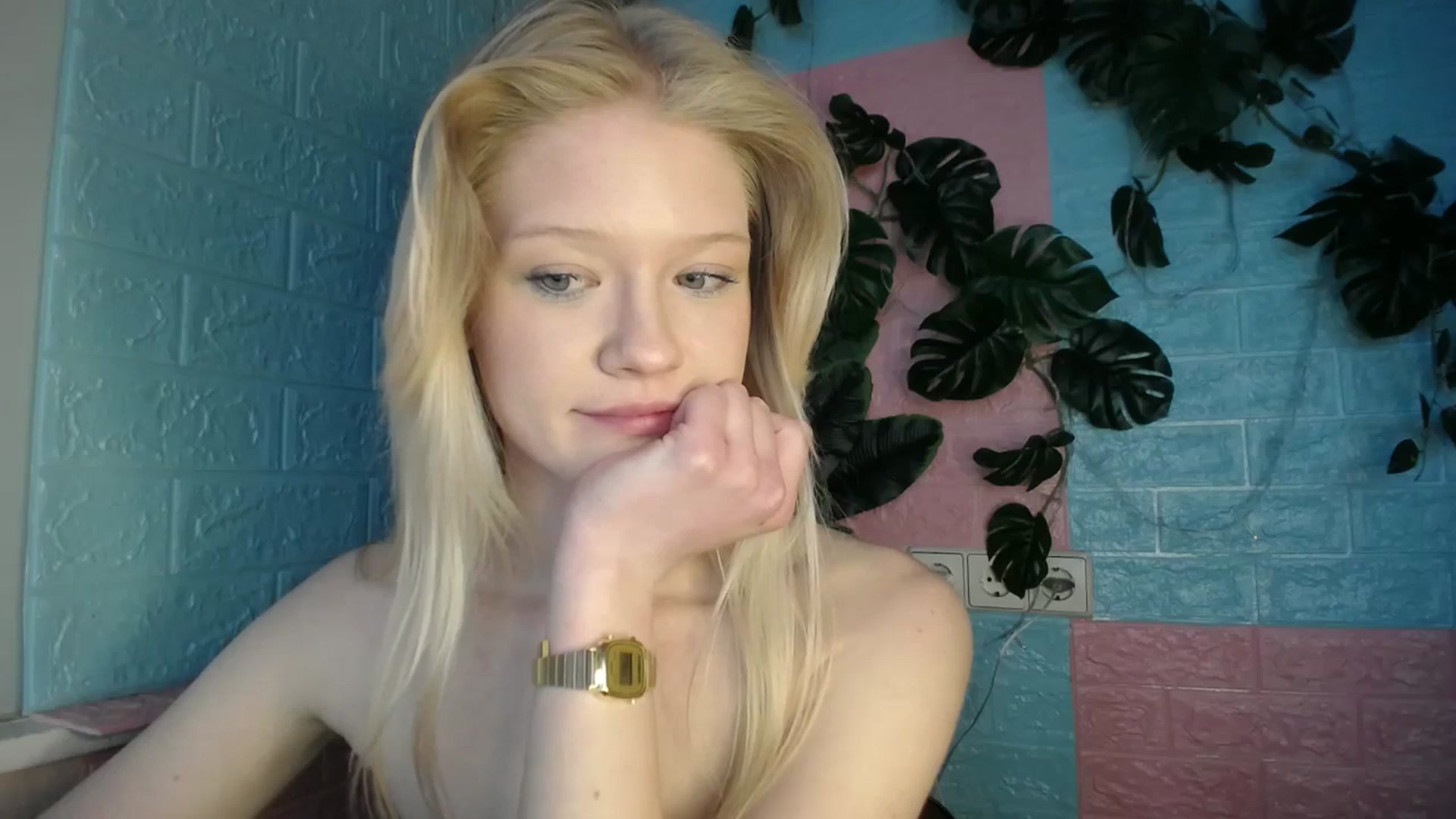 Gallery image thumbnail from Angel_baby's myfreecams stream on, 04/23/2026, 16:58 image 12 of 20