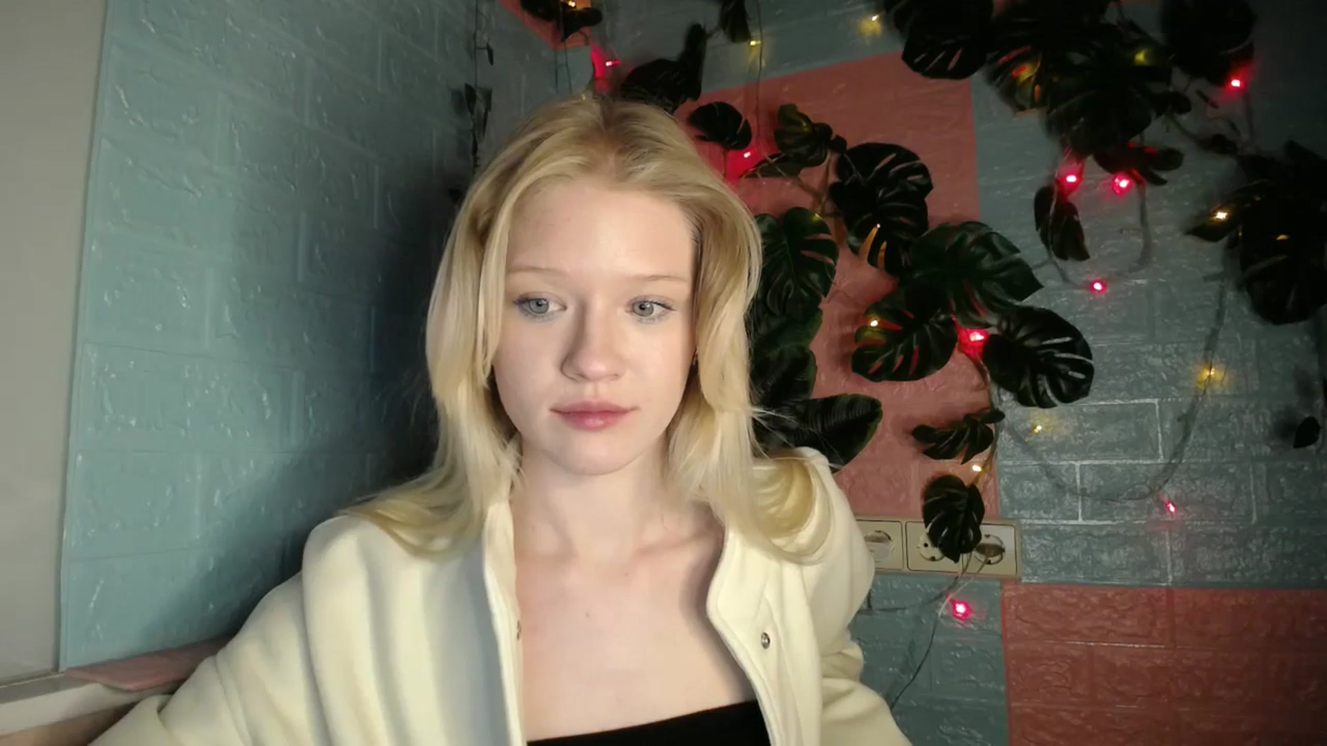 Gallery image thumbnail from Angel_baby's myfreecams stream on, 04/23/2026, 17:47 image 19 of 20