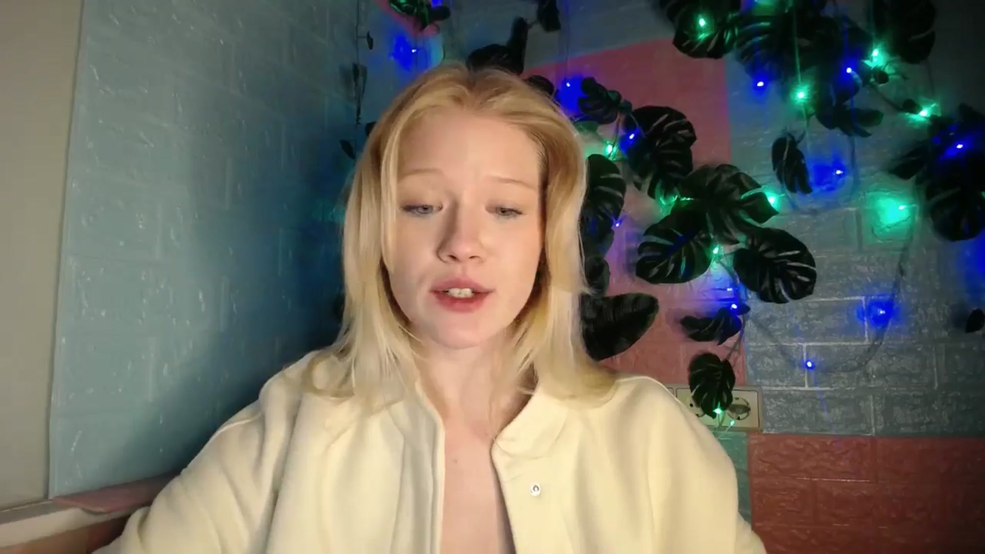 Gallery image thumbnail from Angel_baby's myfreecams stream on, 04/23/2026, 17:47 image 11 of 20