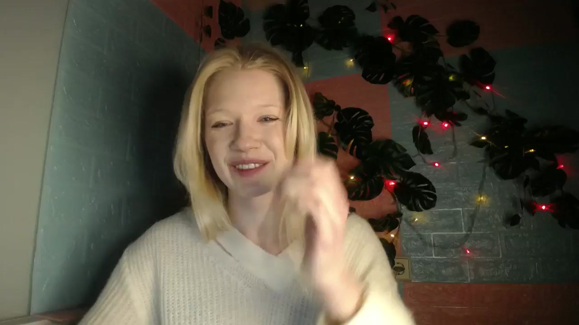 Gallery image thumbnail from Angel_baby's myfreecams stream on, 04/24/2026, 17:54 image 16 of 20