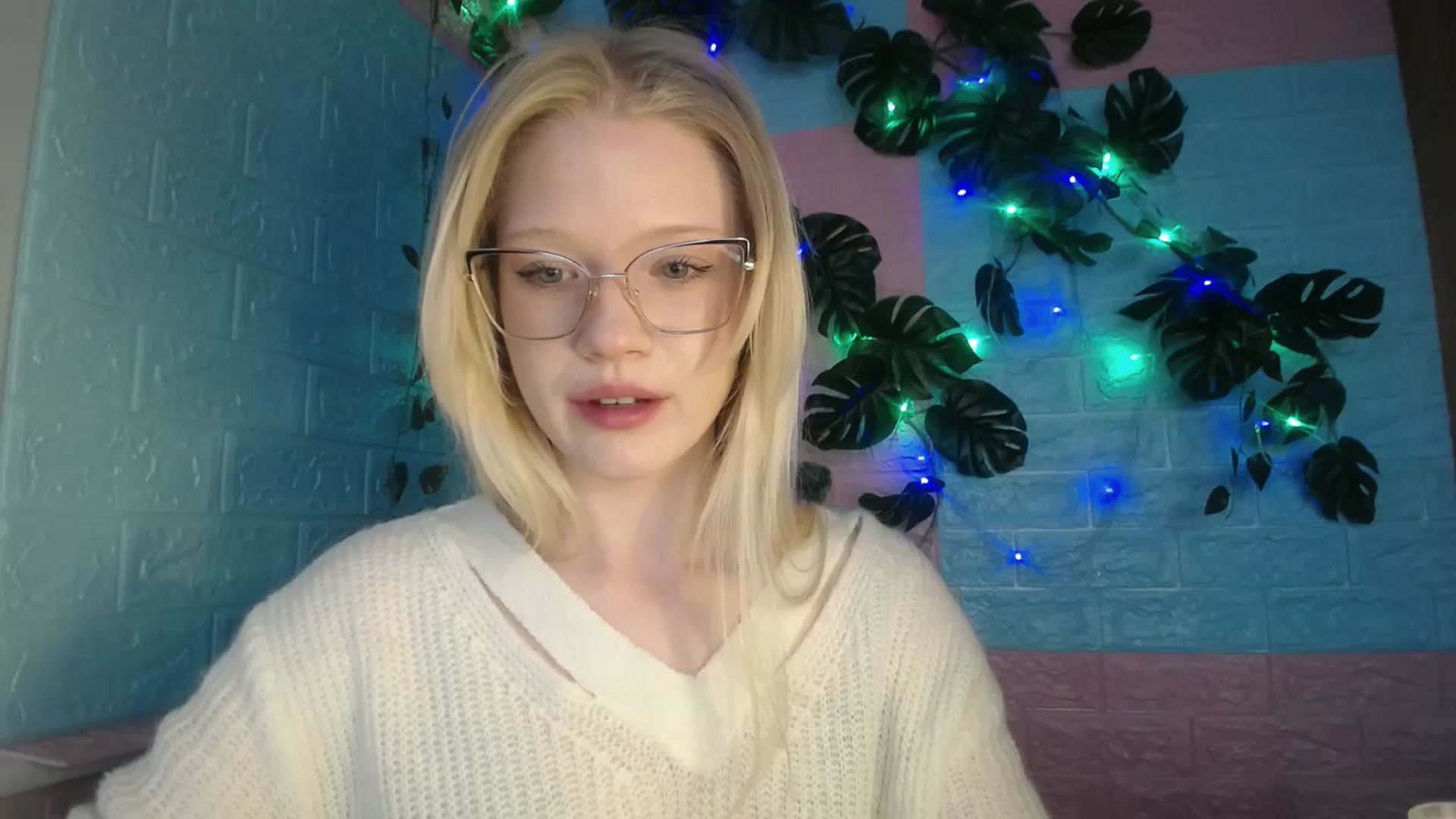 Gallery image thumbnail from Angel_baby's myfreecams stream on, 04/24/2026, 17:54 image 1 of 20
