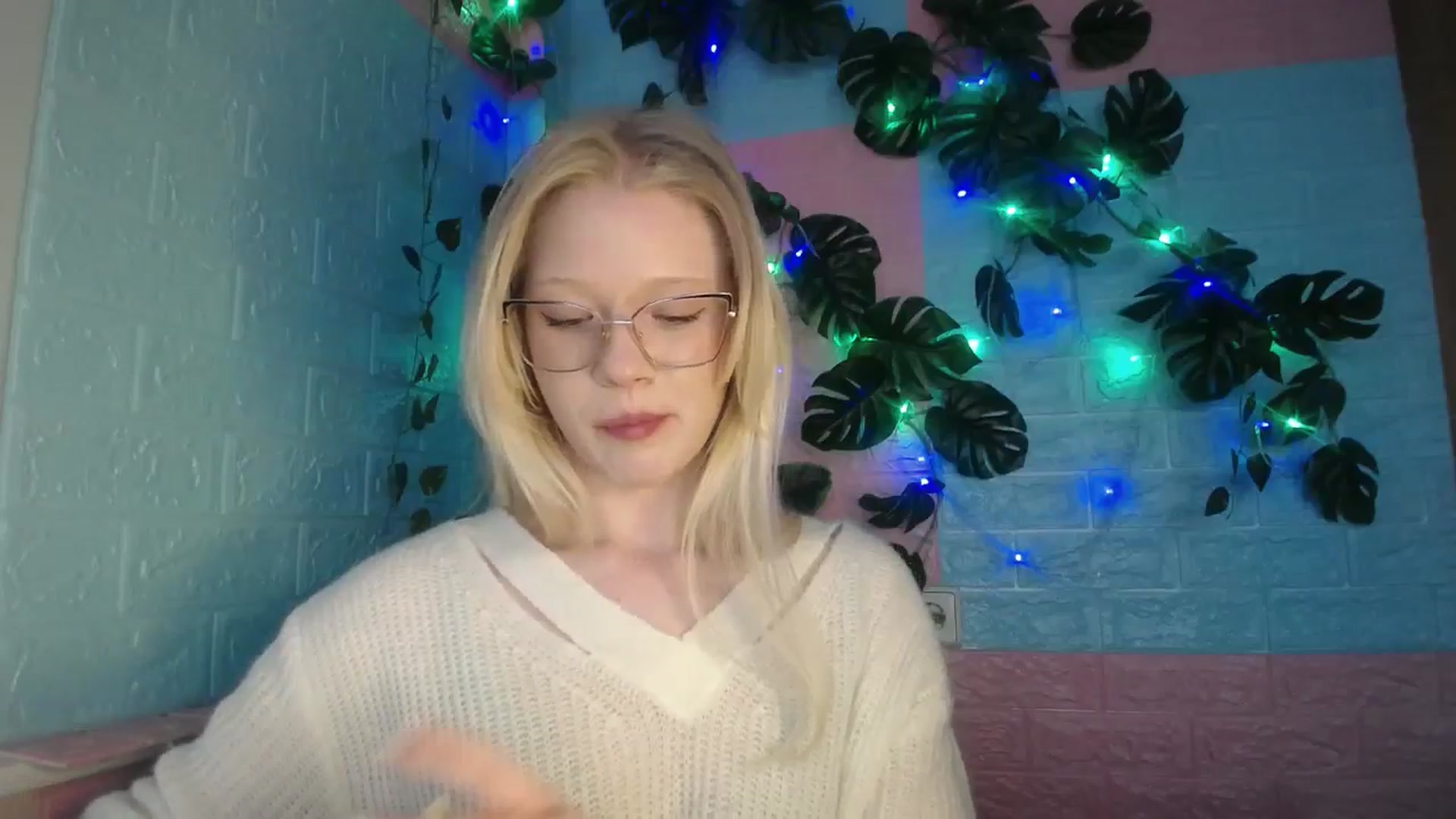 Gallery image thumbnail from Angel_baby's myfreecams stream on, 04/24/2026, 17:54 image 2 of 20