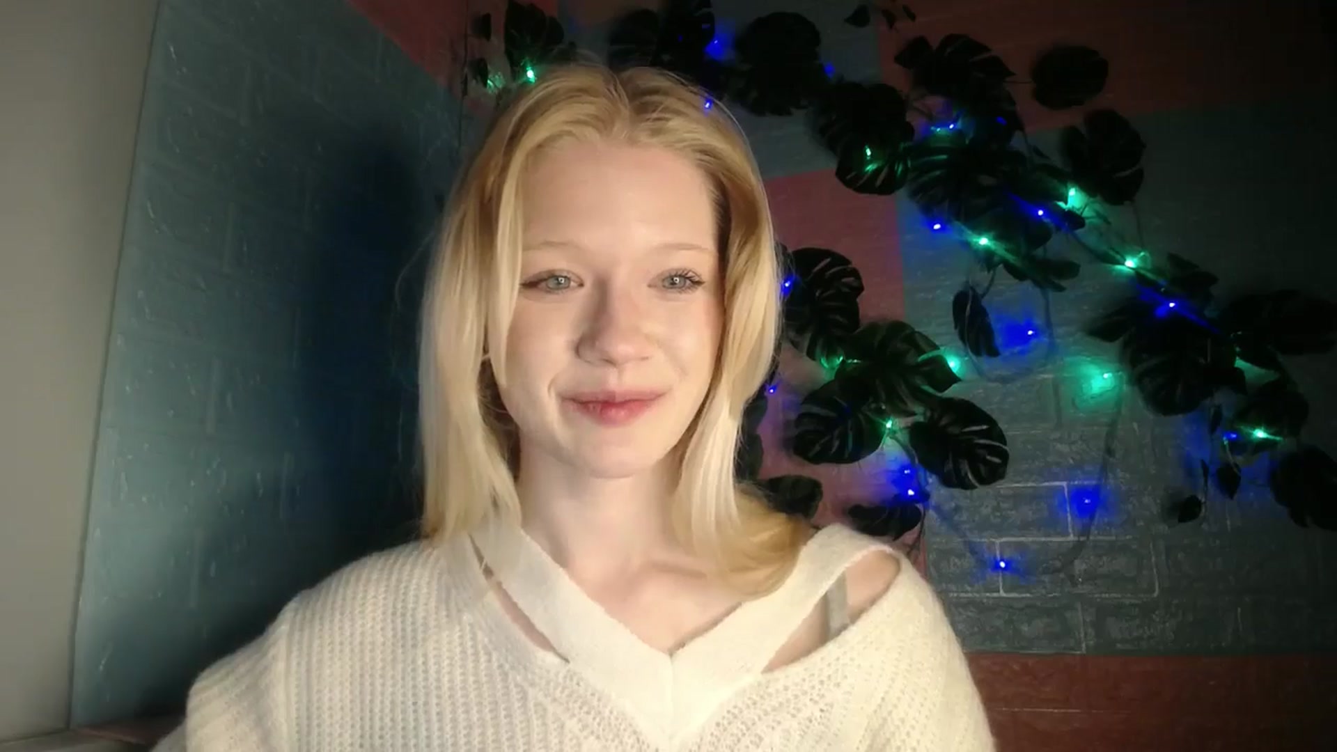 Gallery image thumbnail from Angel_baby's myfreecams stream on, 04/24/2026, 17:54 image 17 of 20