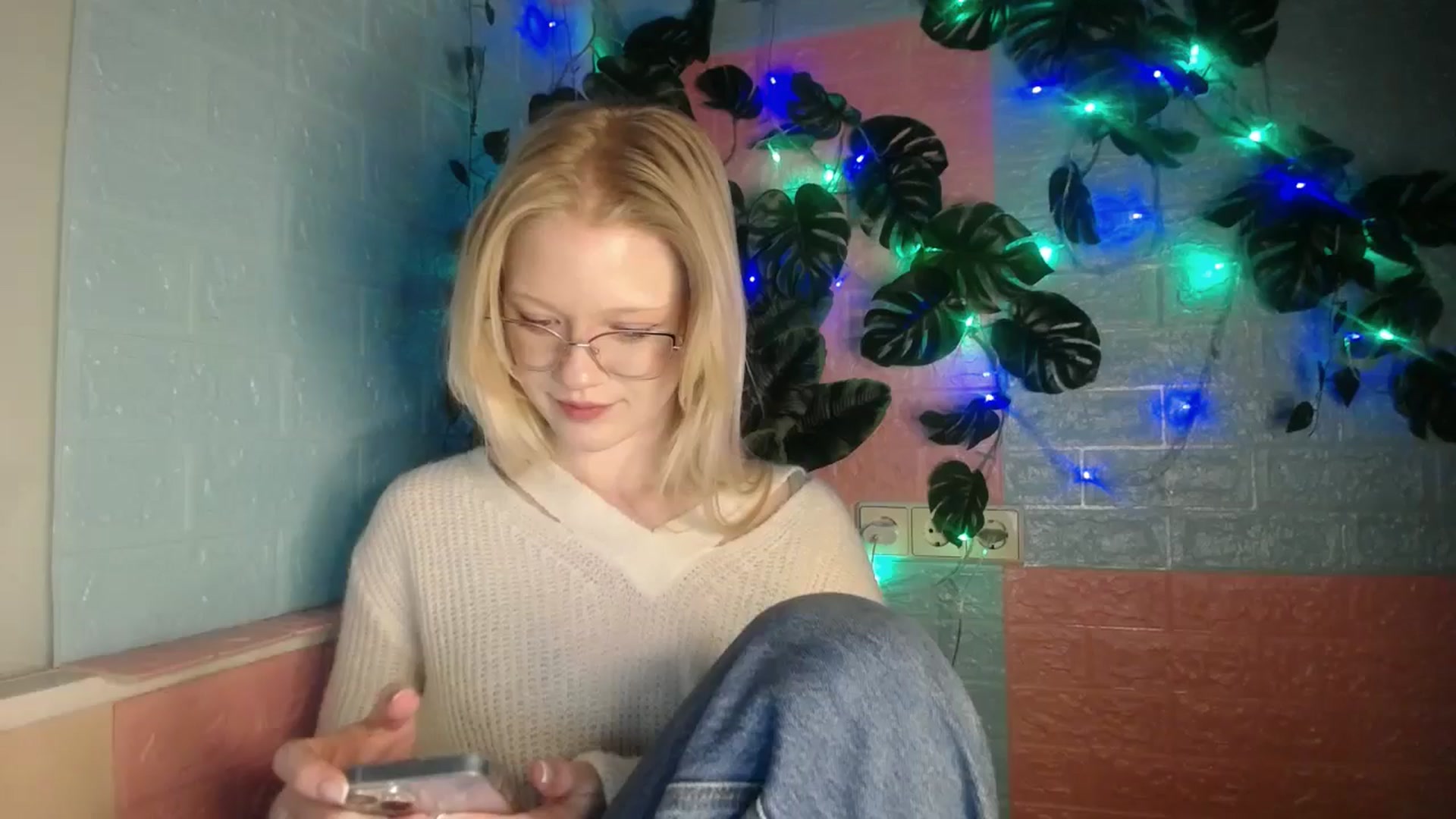 Gallery image thumbnail from Angel_baby's myfreecams stream on, 04/24/2026, 17:54 image 13 of 20