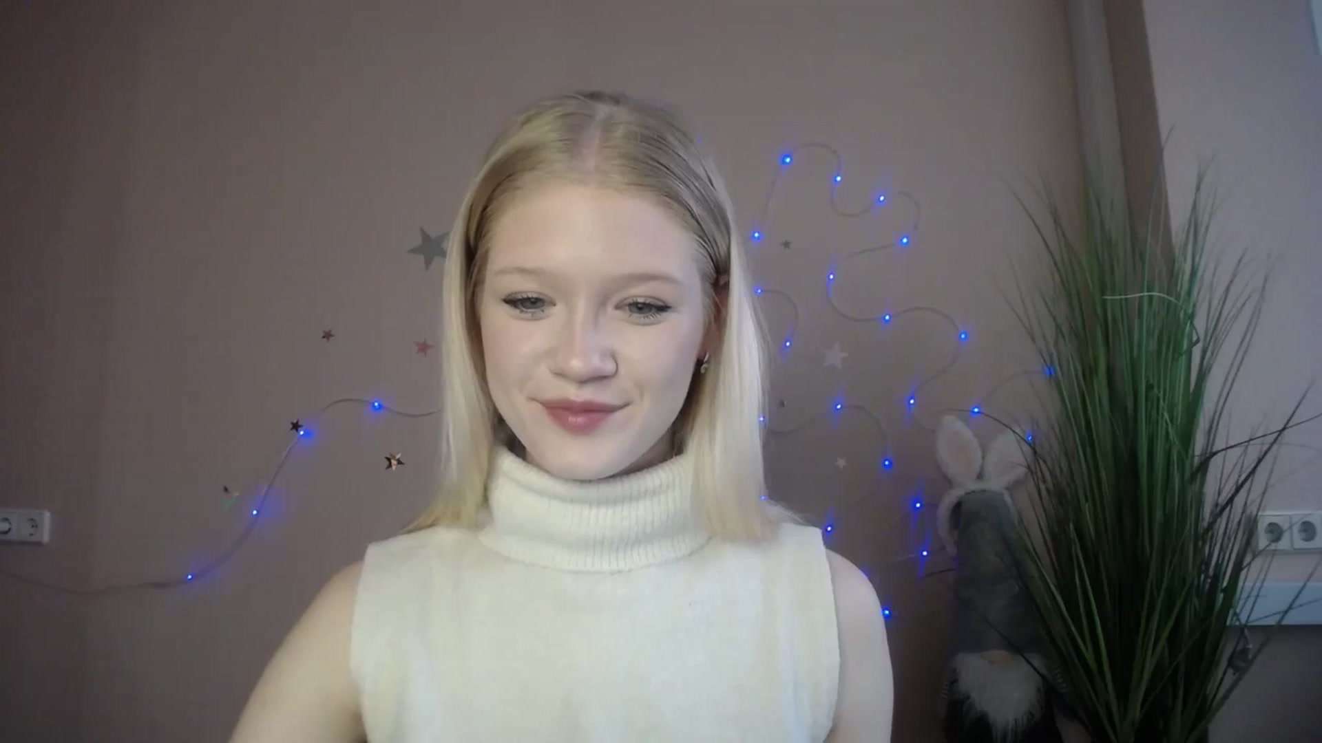 Gallery image thumbnail from Angel_baby's myfreecams stream on, 04/25/2026, 16:47 image 16 of 20