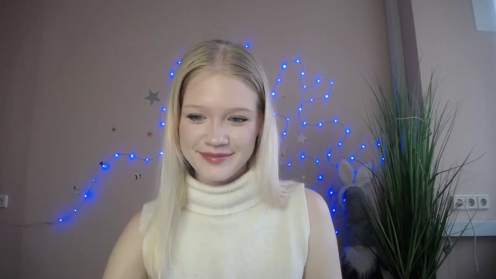 Gallery image thumbnail from Angel_baby's myfreecams stream on, 04/25/2026, 16:47 image 4 of 20