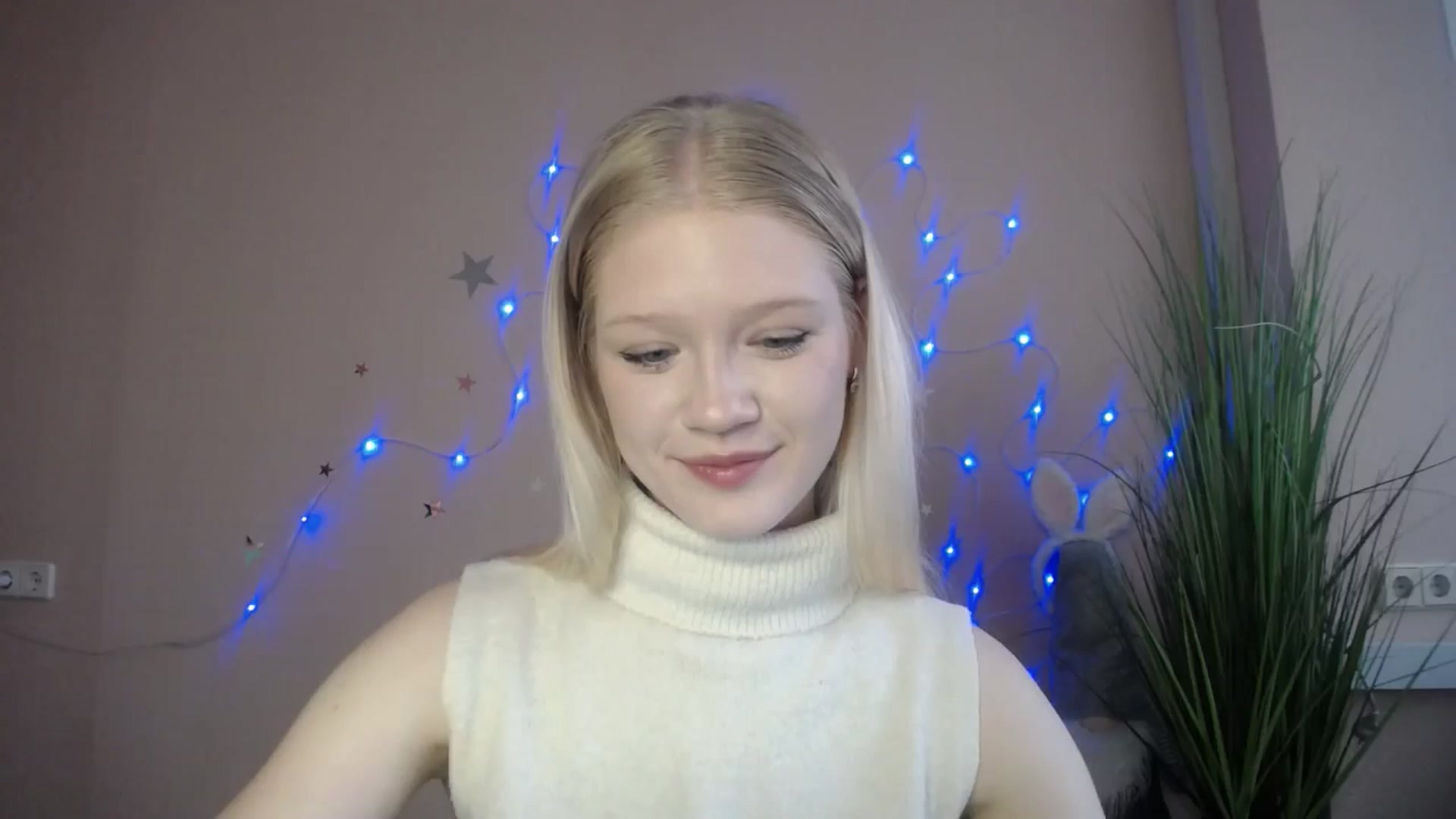 Gallery image thumbnail from Angel_baby's myfreecams stream on, 04/25/2026, 16:47 image 15 of 20