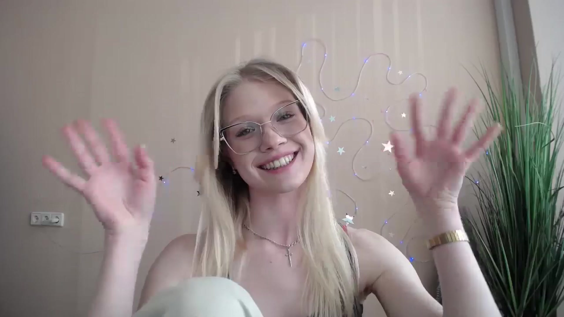 Gallery image thumbnail from Angel_baby's myfreecams stream on, 04/28/2026, 16:08 image 10 of 20