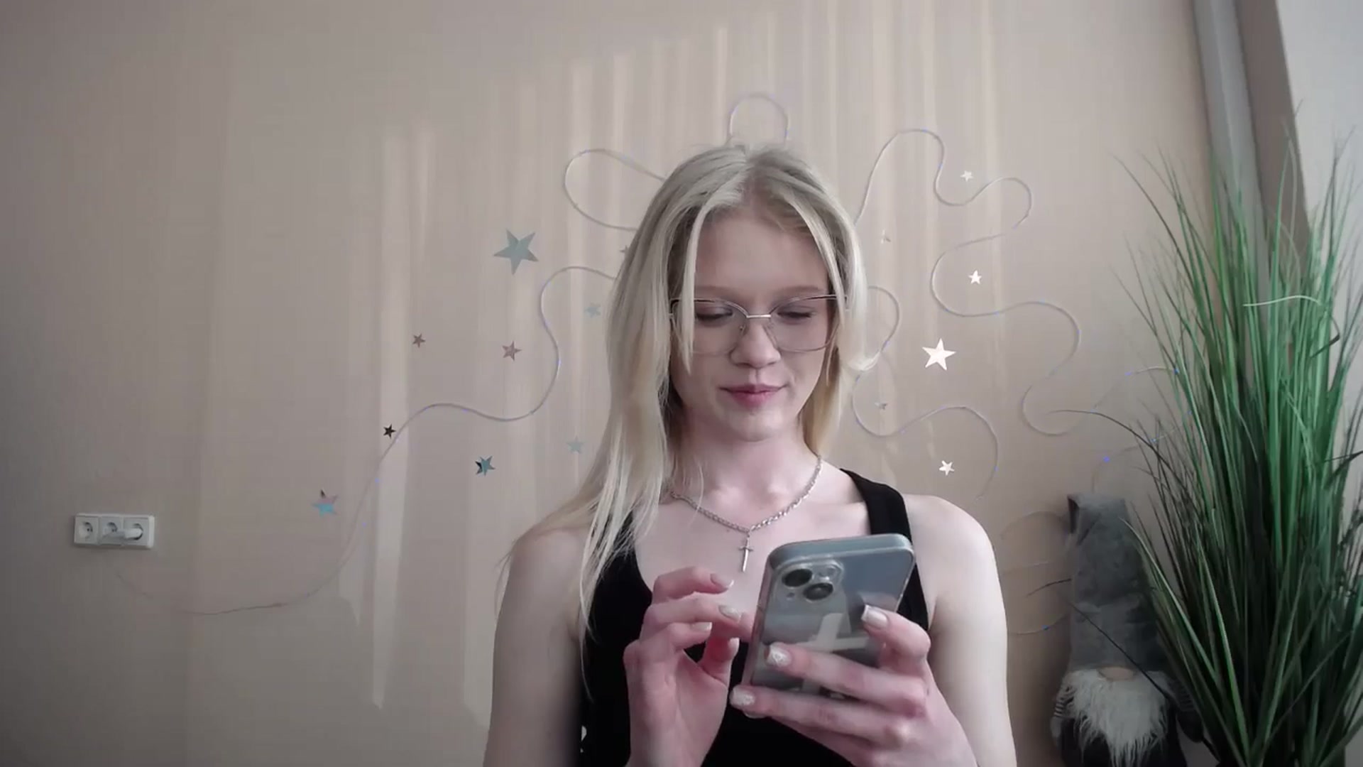 Gallery image thumbnail from Angel_baby's myfreecams stream on, 04/28/2026, 16:08 image 19 of 20