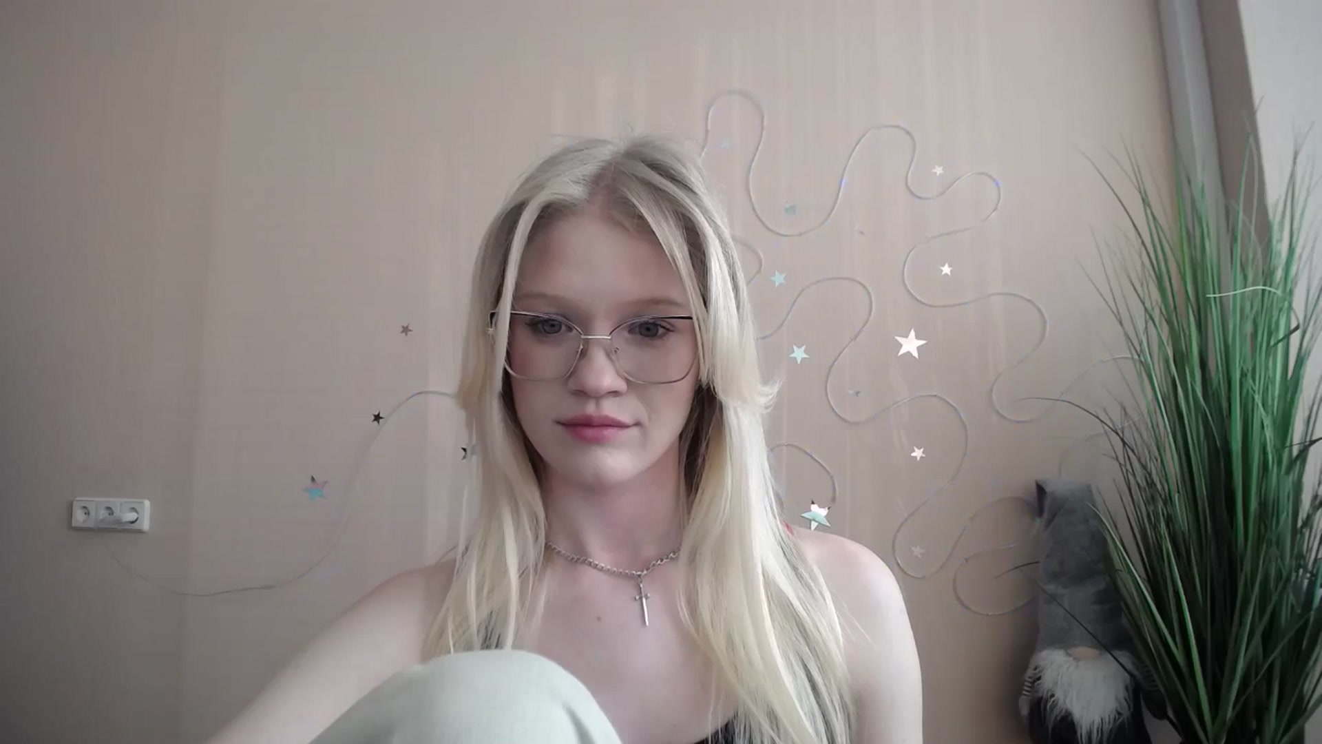 Gallery image thumbnail from Angel_baby's myfreecams stream on, 04/28/2026, 16:08 image 11 of 20