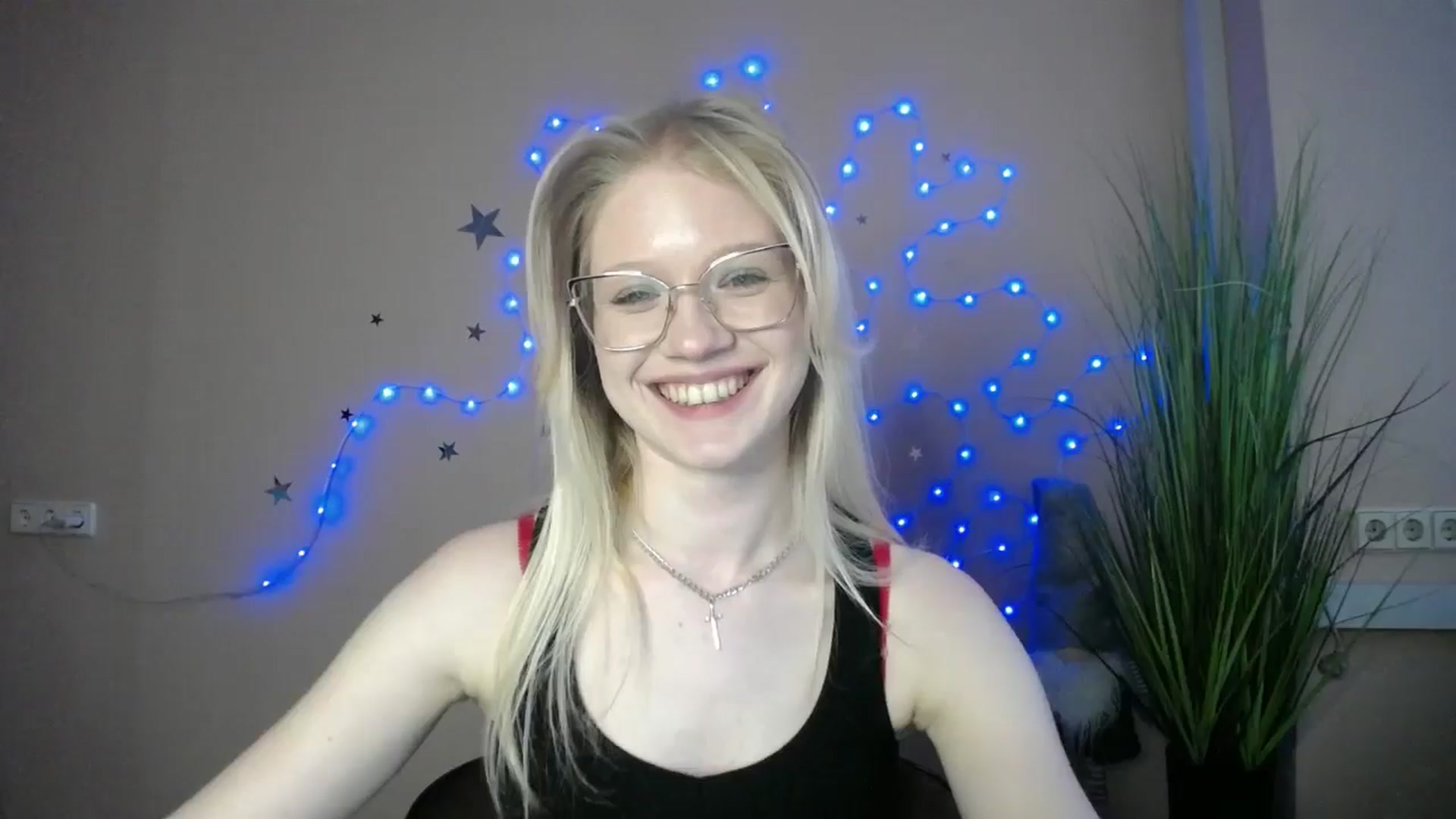Gallery image thumbnail from Angel_baby's myfreecams stream on, 04/28/2026, 17:39 image 5 of 20