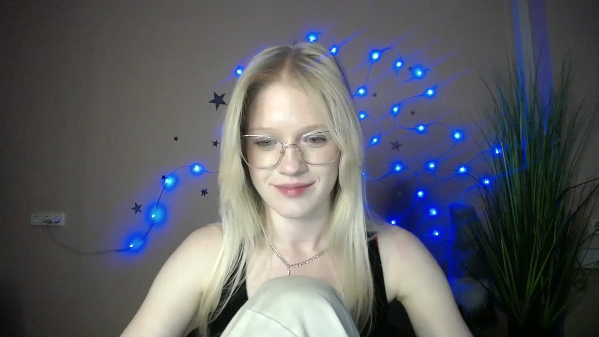 Gallery image thumbnail from Angel_baby's myfreecams stream on, 04/28/2026, 17:39 image 19 of 20
