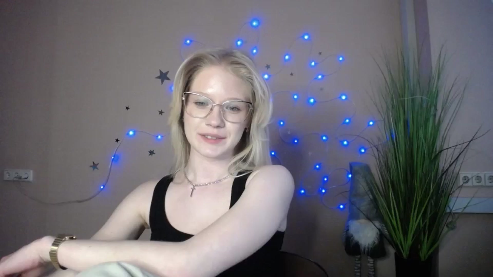 Gallery image thumbnail from Angel_baby's myfreecams stream on, 04/28/2026, 17:39 image 7 of 20