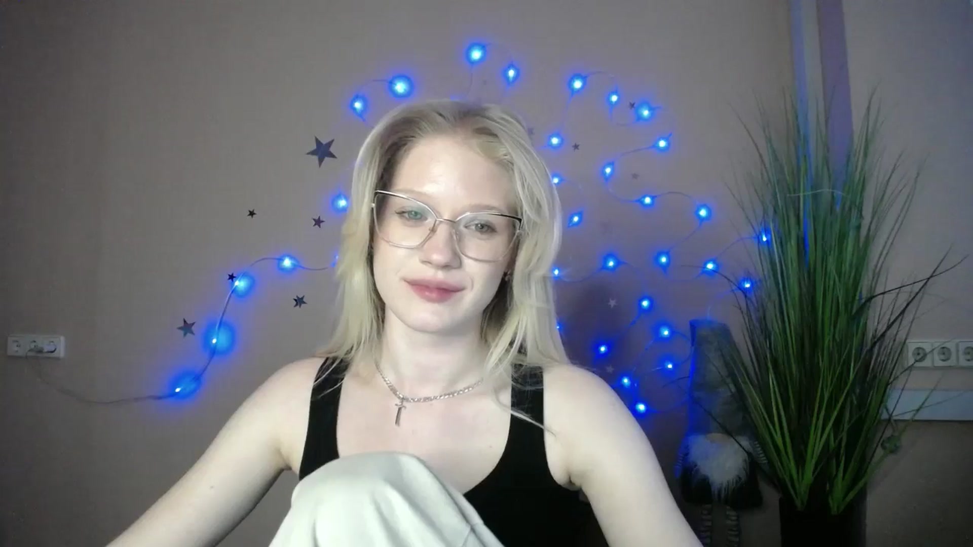 Gallery image thumbnail from Angel_baby's myfreecams stream on, 04/28/2026, 17:39 image 8 of 20