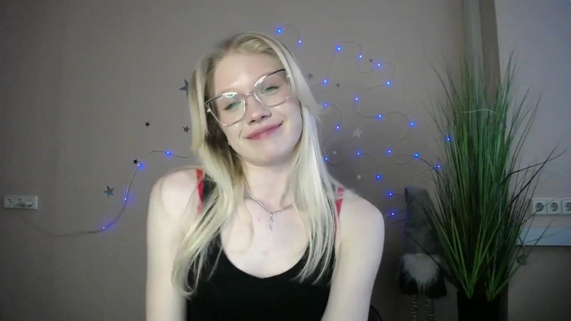 Gallery image thumbnail from Angel_baby's myfreecams stream on, 04/28/2026, 17:39 image 2 of 20