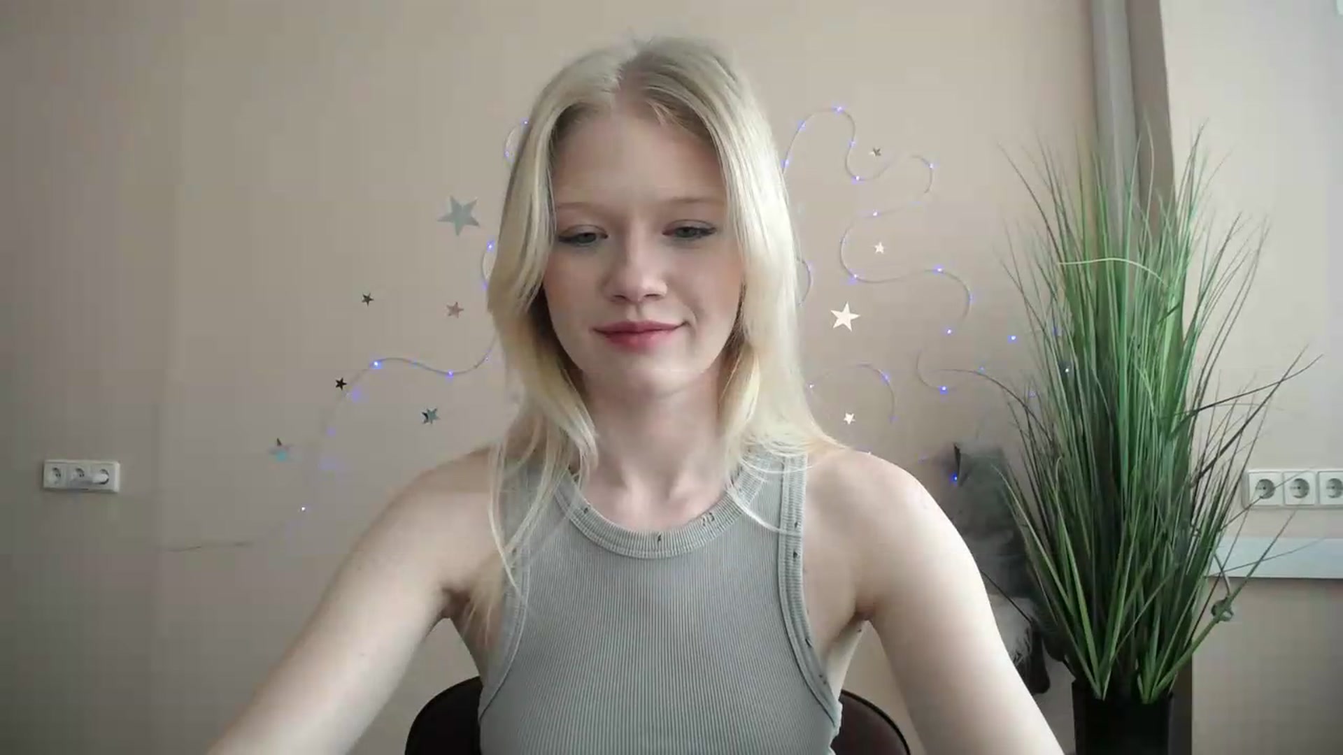 Gallery image thumbnail from Angel_baby's myfreecams stream on, 04/29/2026, 15:33 image 12 of 20