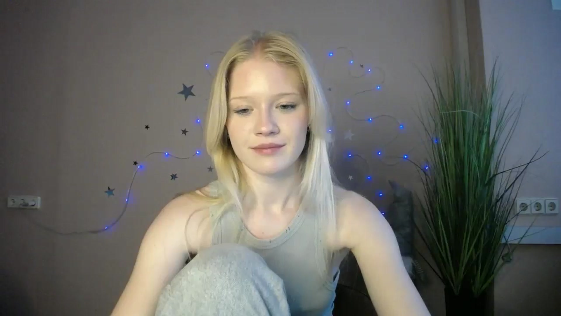 Gallery image thumbnail from Angel_baby's myfreecams stream on, 04/29/2026, 17:36 image 10 of 20