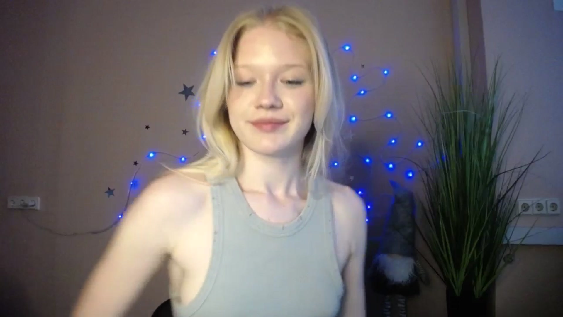 Gallery image thumbnail from Angel_baby's myfreecams stream on, 04/29/2026, 17:36 image 13 of 20