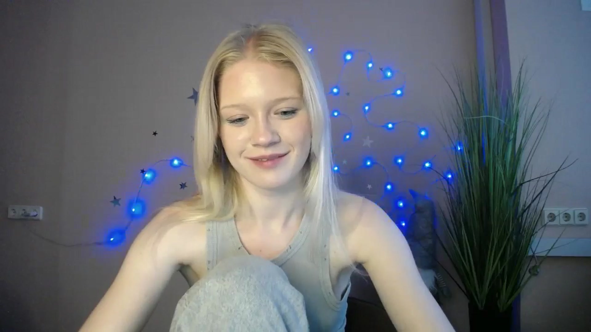Gallery image thumbnail from Angel_baby's myfreecams stream on, 04/29/2026, 17:36 image 8 of 20