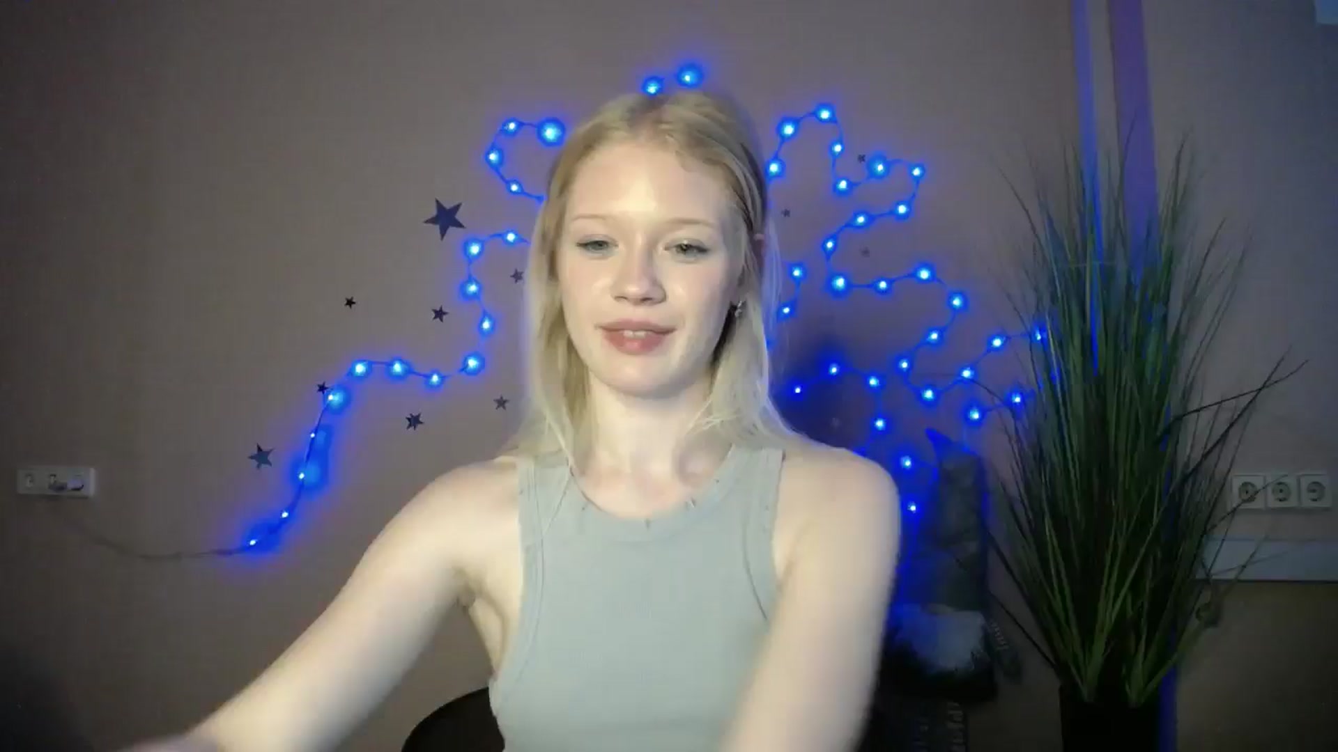 Gallery image thumbnail from Angel_baby's myfreecams stream on, 04/29/2026, 17:36 image 17 of 20