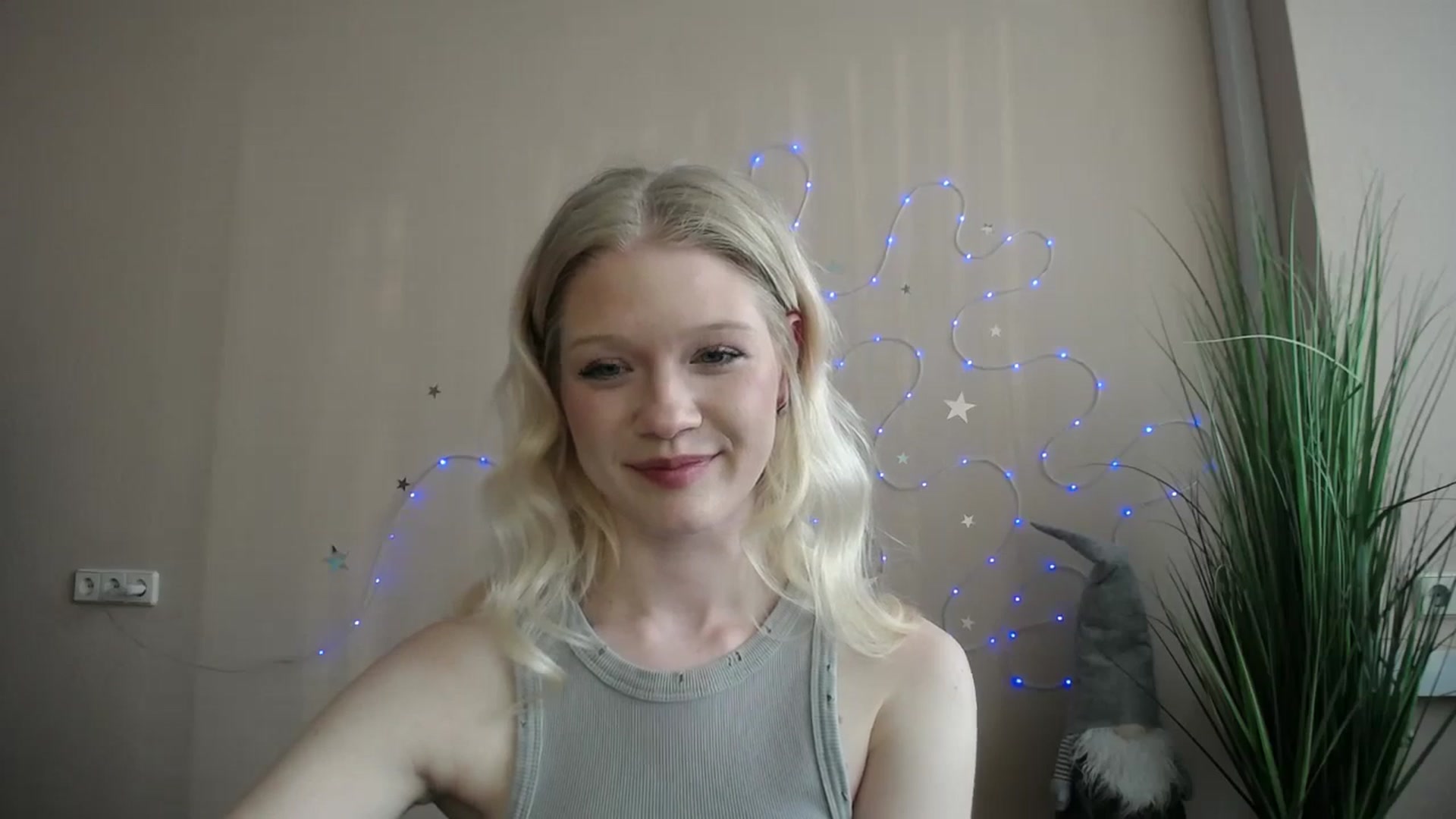 Gallery image thumbnail from Angel_baby's myfreecams stream on, 05/02/2026, 16:17 image 12 of 20