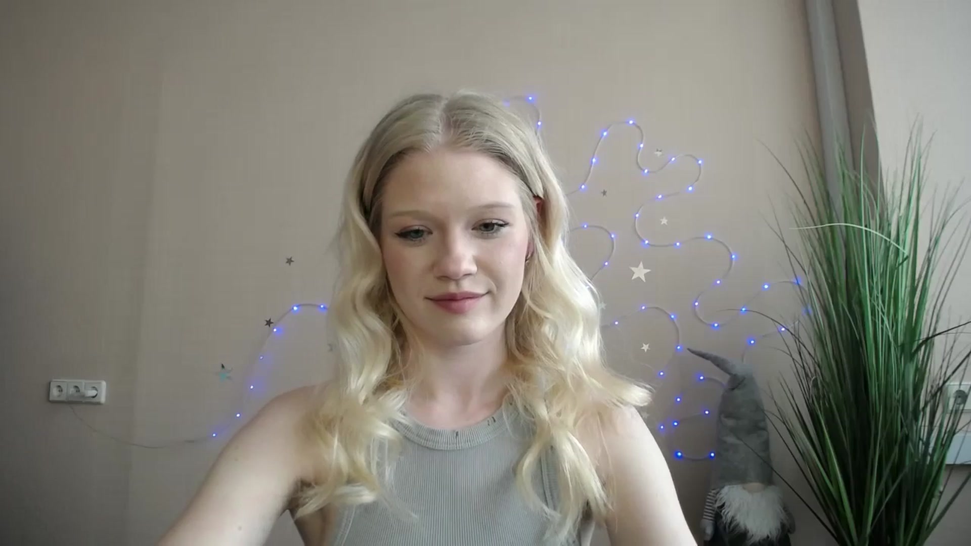 Gallery image thumbnail from Angel_baby's myfreecams stream on, 05/02/2026, 16:17 image 14 of 20