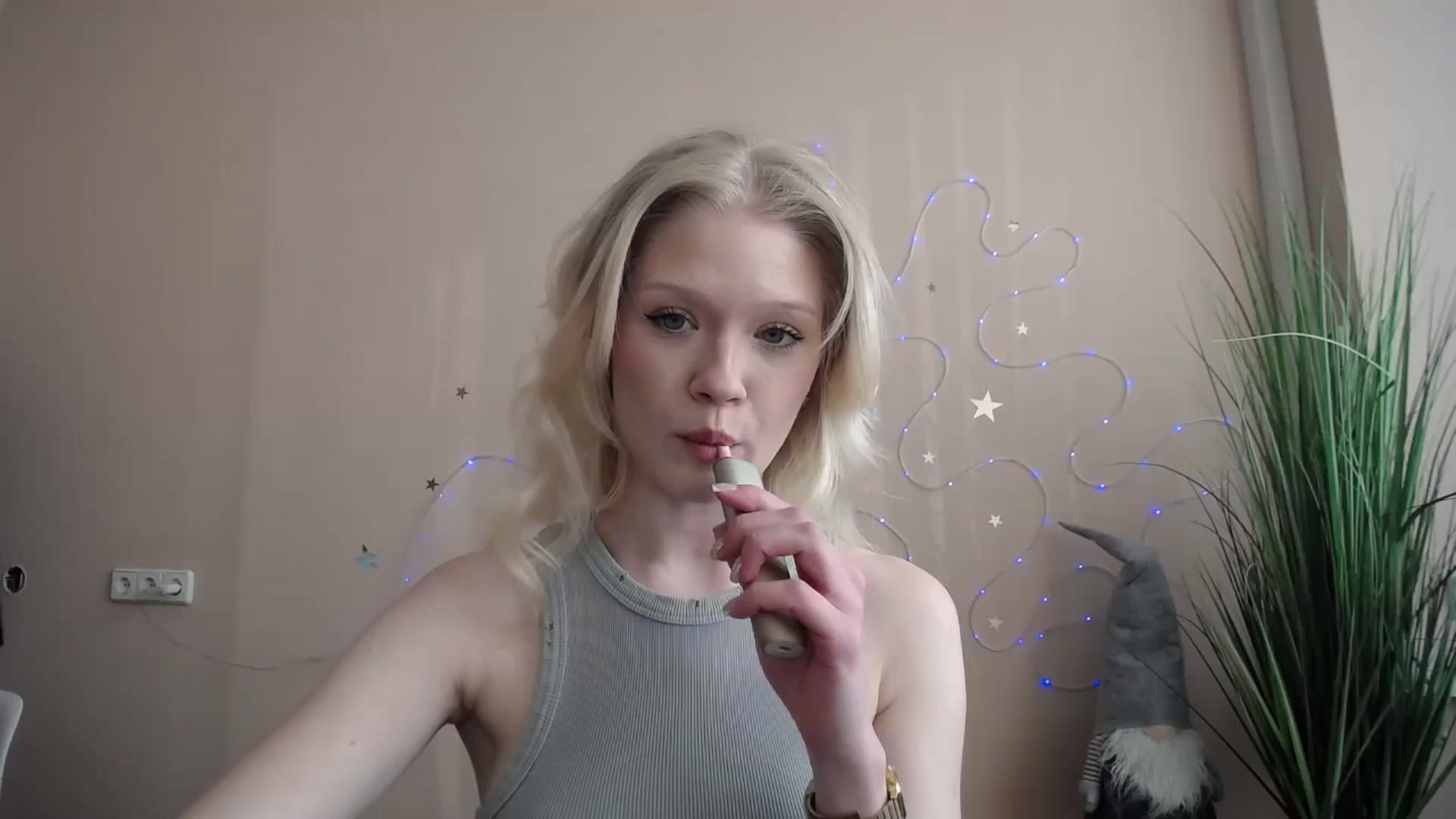 Gallery image thumbnail from Angel_baby's myfreecams stream on, 05/02/2026, 16:17 image 1 of 20