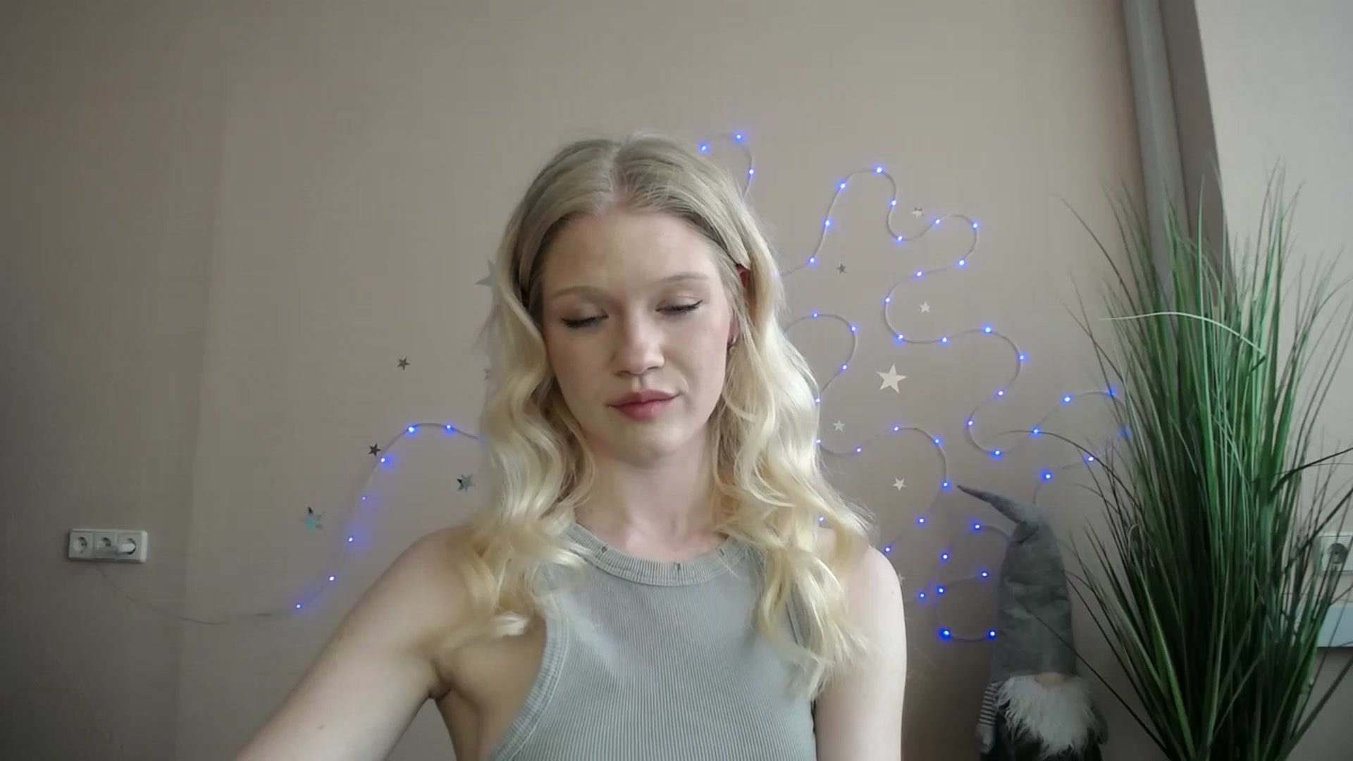 Gallery image thumbnail from Angel_baby's myfreecams stream on, 05/02/2026, 16:17 image 19 of 20