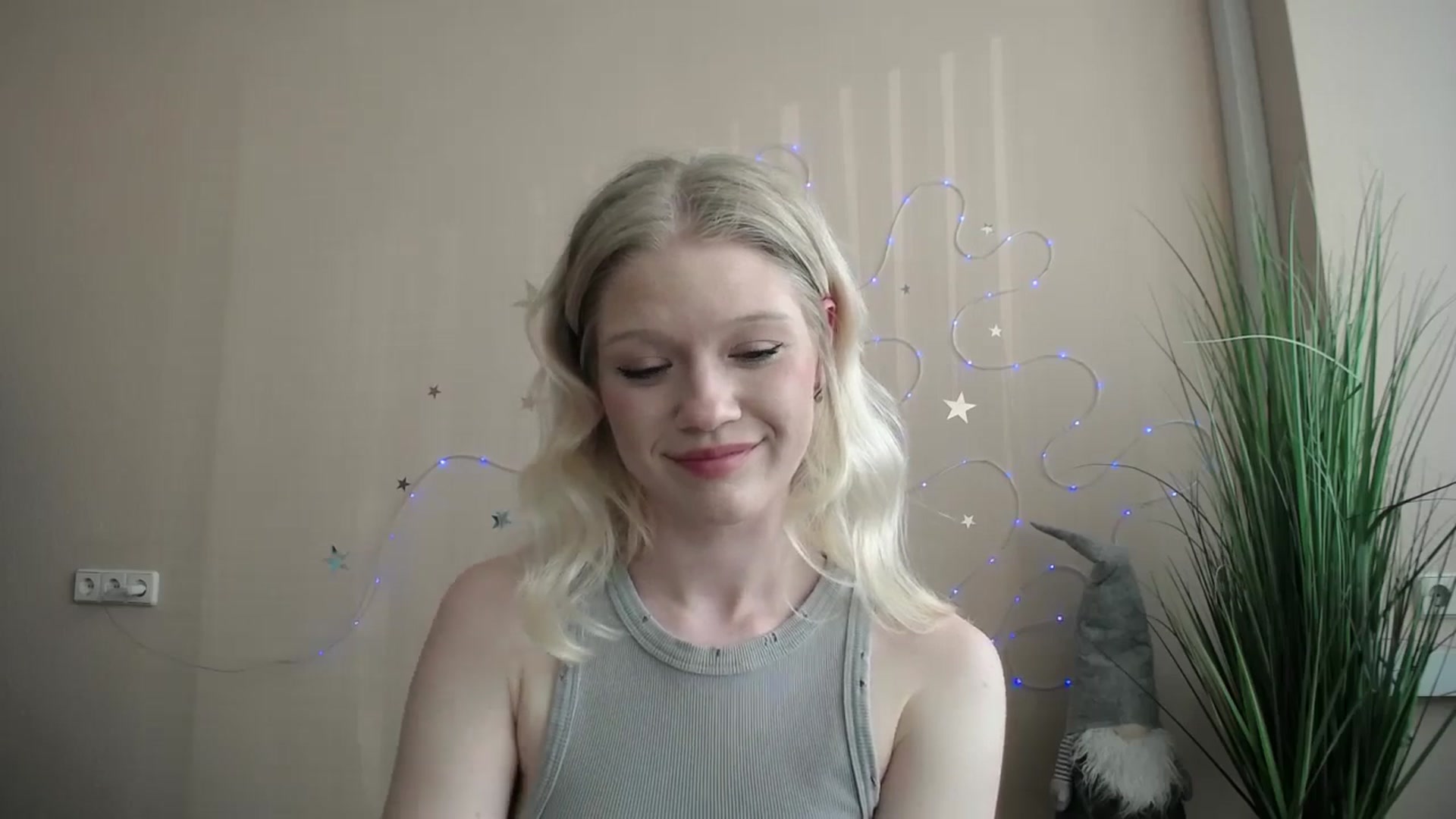 Gallery image thumbnail from Angel_baby's myfreecams stream on, 05/02/2026, 16:17 image 6 of 20