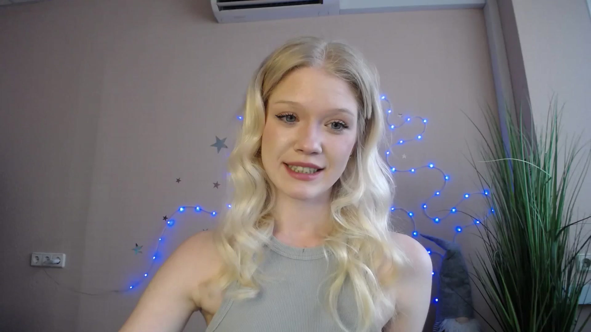 Gallery image thumbnail from Angel_baby's myfreecams stream on, 05/02/2026, 16:57 image 9 of 20
