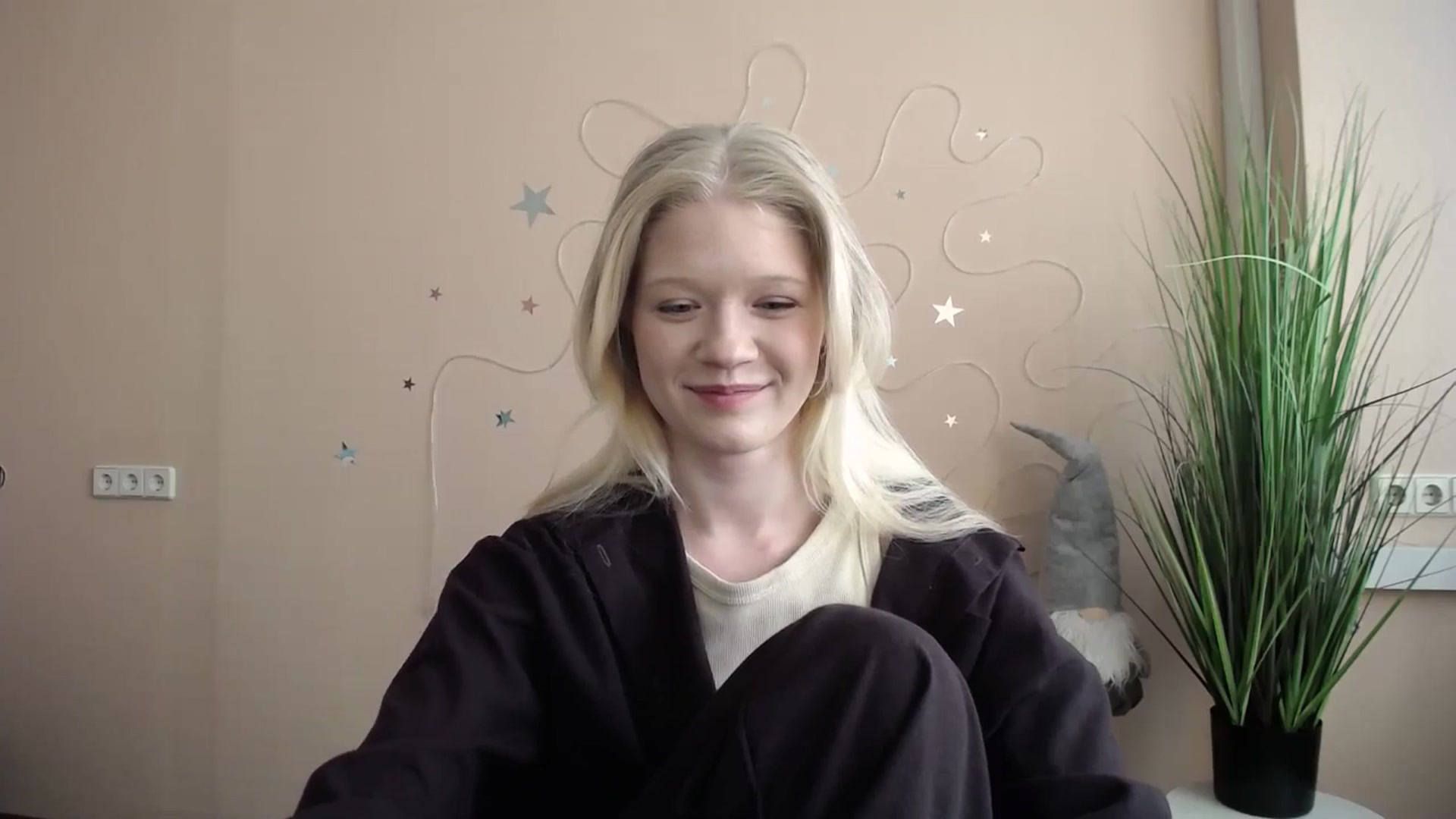 Gallery image thumbnail from Angel_baby's myfreecams stream on, 05/04/2026, 15:35 image 9 of 20