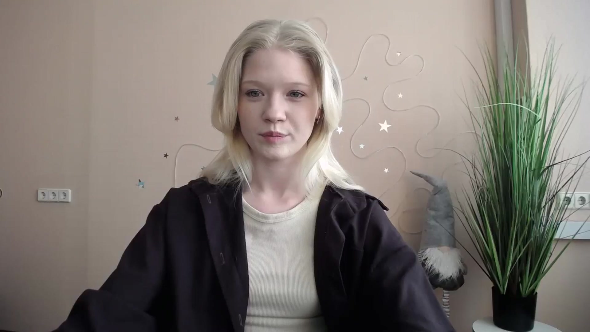 Gallery image thumbnail from Angel_baby's myfreecams stream on, 05/04/2026, 15:35 image 13 of 20