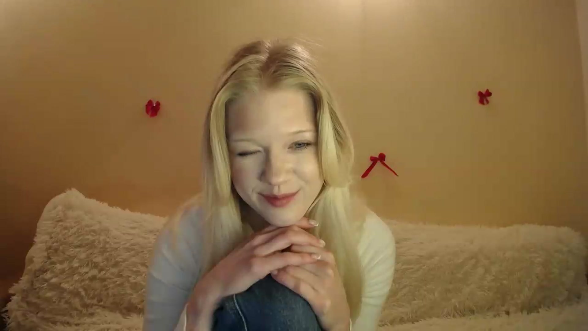 Gallery image thumbnail from Angel_baby's myfreecams stream on, 05/11/2026, 22:27 image 16 of 20