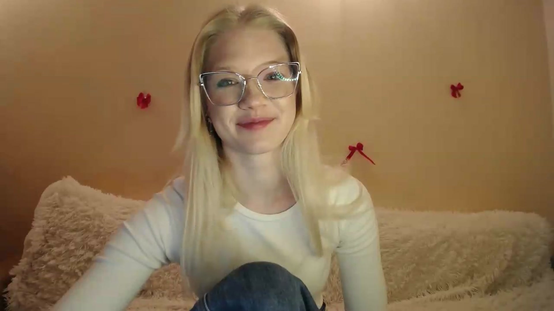 Gallery image thumbnail from Angel_baby's myfreecams stream on, 05/11/2026, 23:05 image 8 of 20