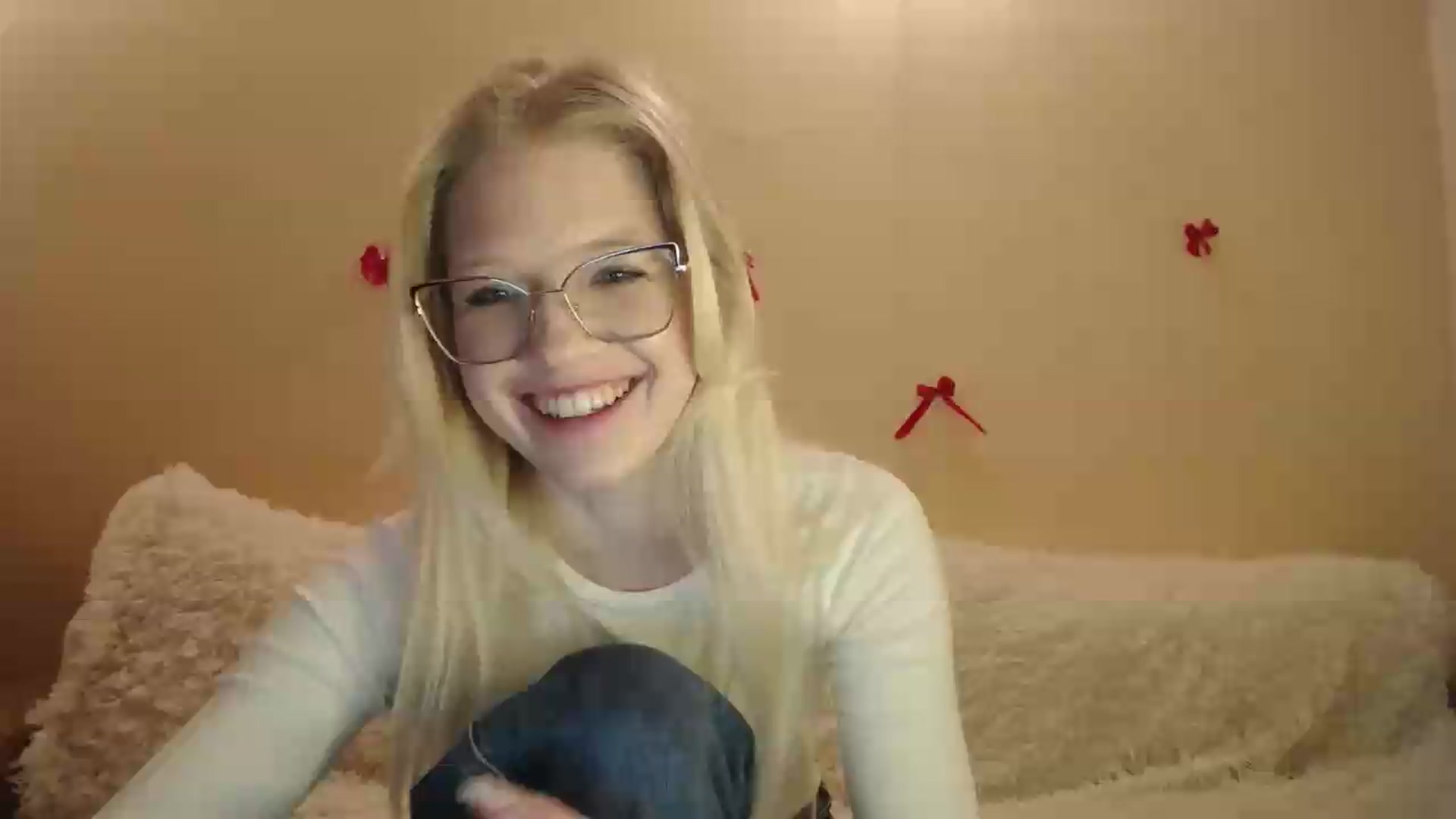 Gallery image thumbnail from Angel_baby's myfreecams stream on, 05/11/2026, 23:05 image 12 of 20