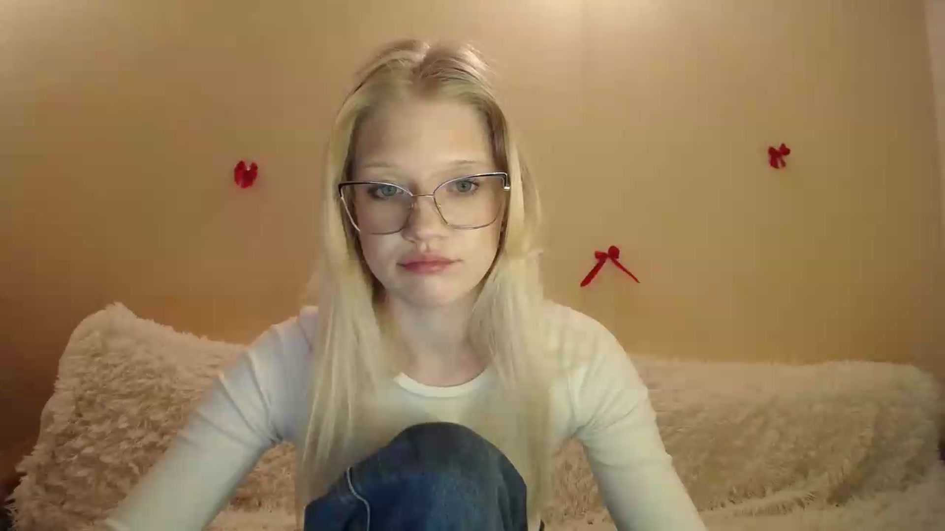 Gallery image thumbnail from Angel_baby's myfreecams stream on, 05/11/2026, 23:05 image 14 of 20