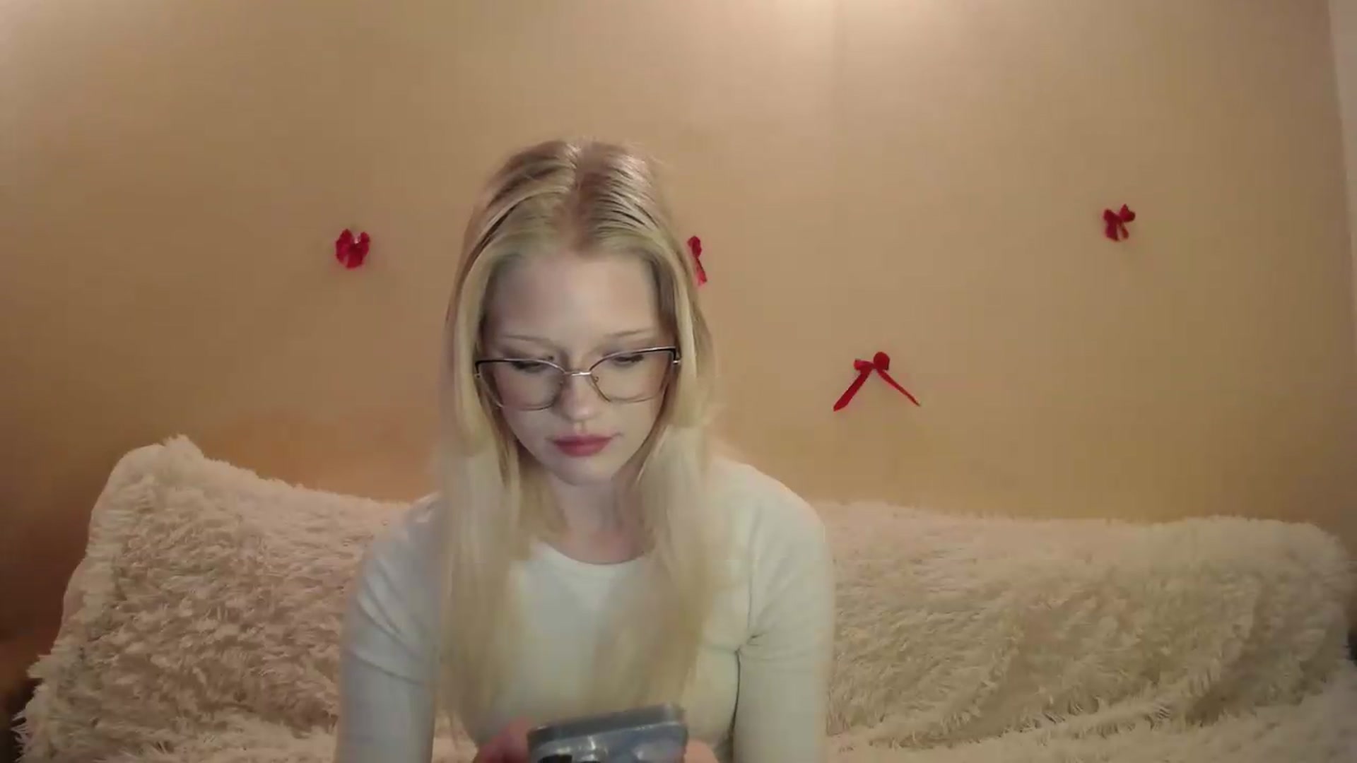 Gallery image thumbnail from Angel_baby's myfreecams stream on, 05/11/2026, 23:05 image 19 of 20