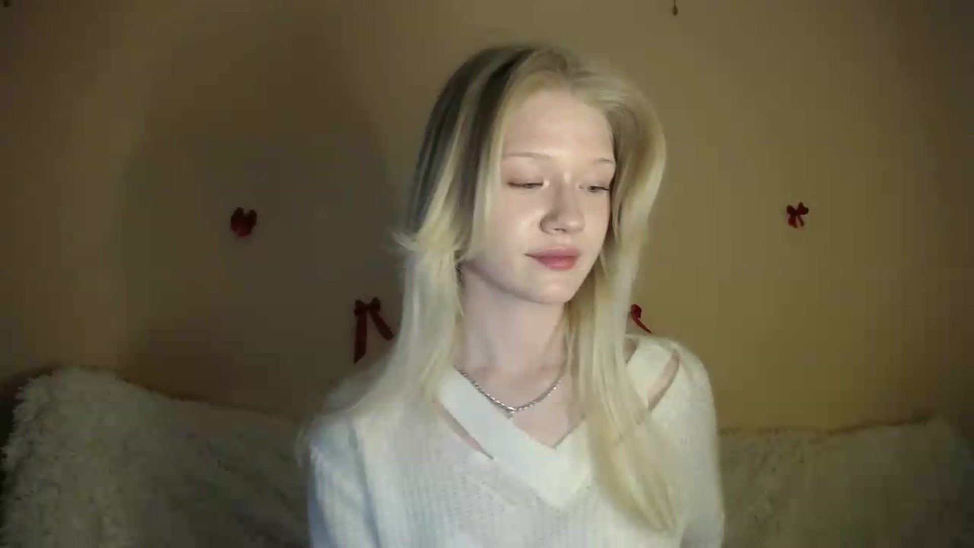 Gallery image thumbnail from Angel_baby's myfreecams stream on, 05/16/2026, 19:13 image 9 of 20