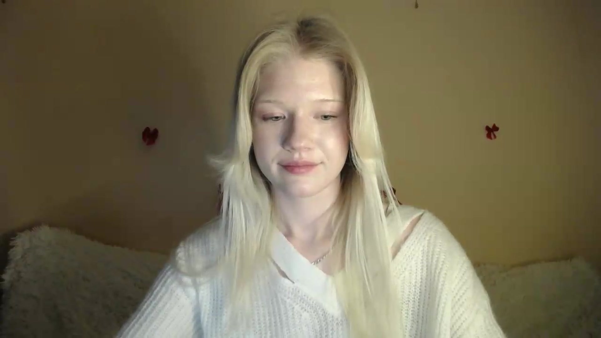 Gallery image thumbnail from Angel_baby's myfreecams stream on, 05/16/2026, 19:13 image 13 of 20