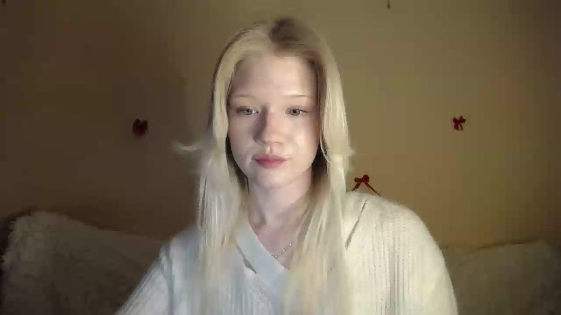 Gallery image thumbnail from Angel_baby's myfreecams stream on, 05/16/2026, 19:13 image 20 of 20