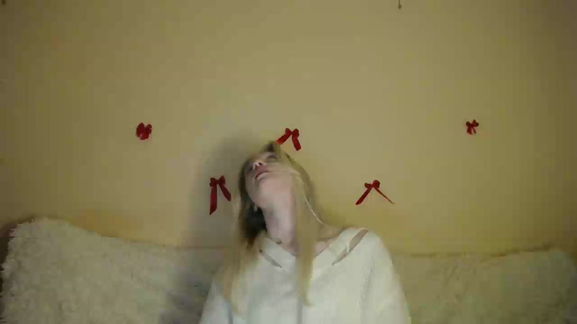 Gallery image thumbnail from Angel_baby's myfreecams stream on, 05/16/2026, 19:13 image 18 of 20
