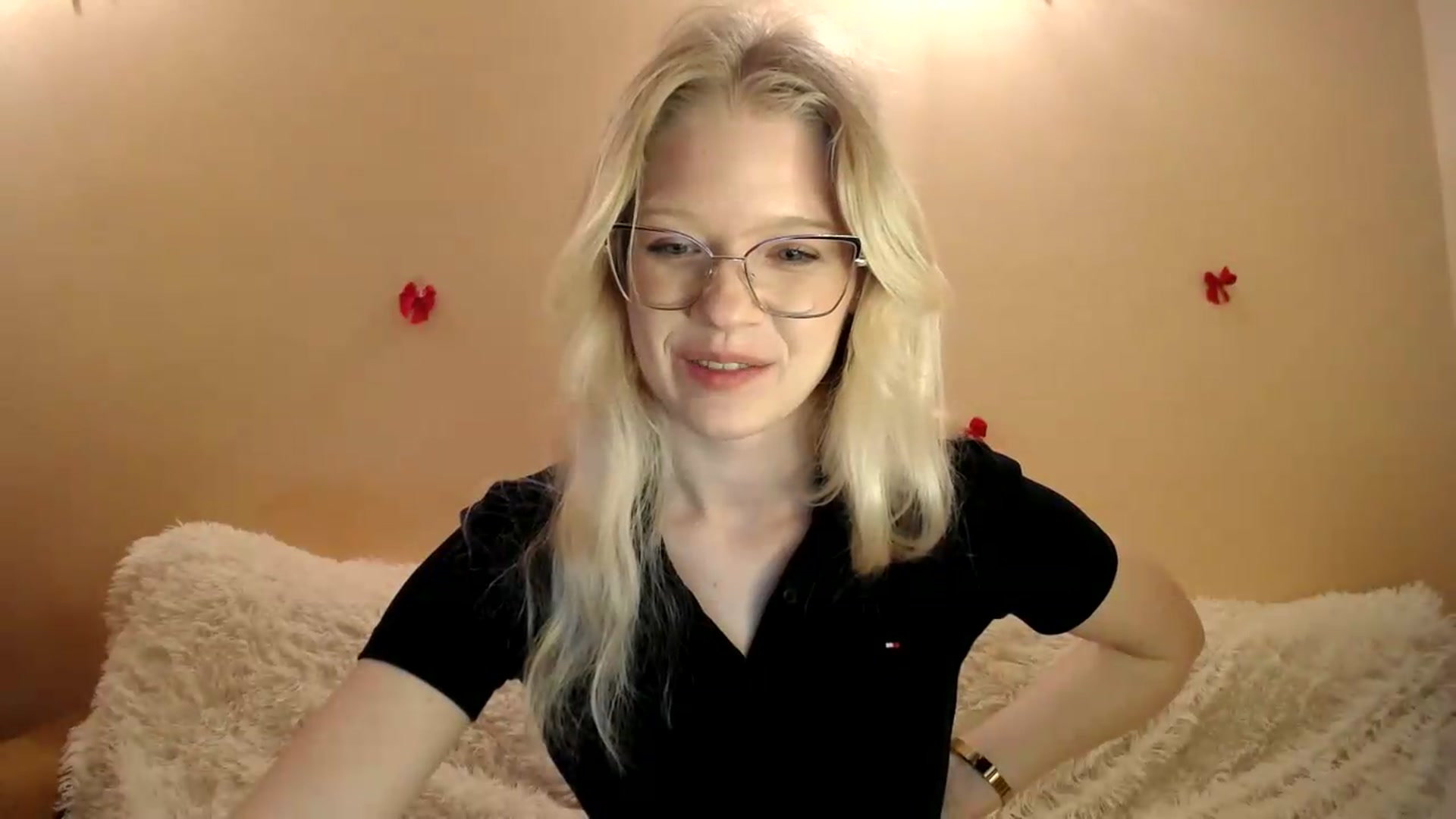 Gallery image thumbnail from Angel_baby's myfreecams stream on, 05/18/2026, 20:14 image 19 of 20