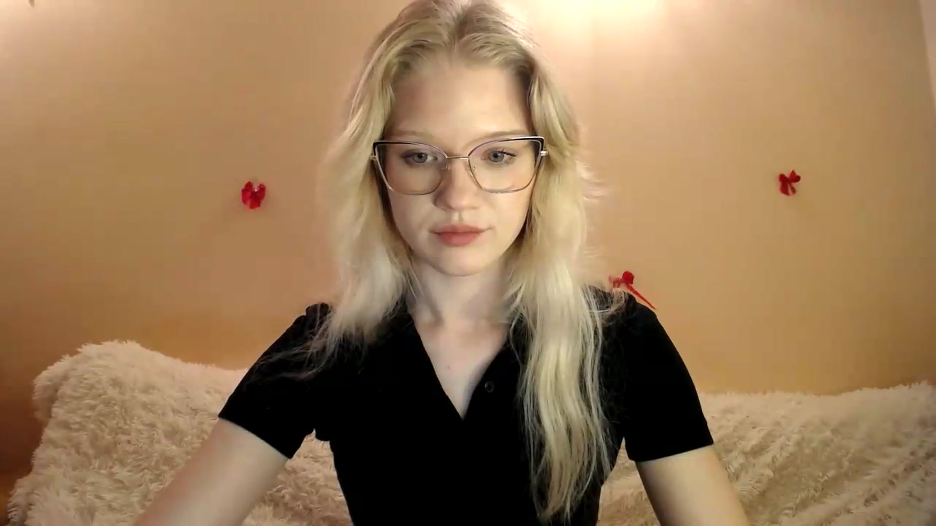 Gallery image thumbnail from Angel_baby's myfreecams stream on, 05/18/2026, 20:14 image 8 of 20