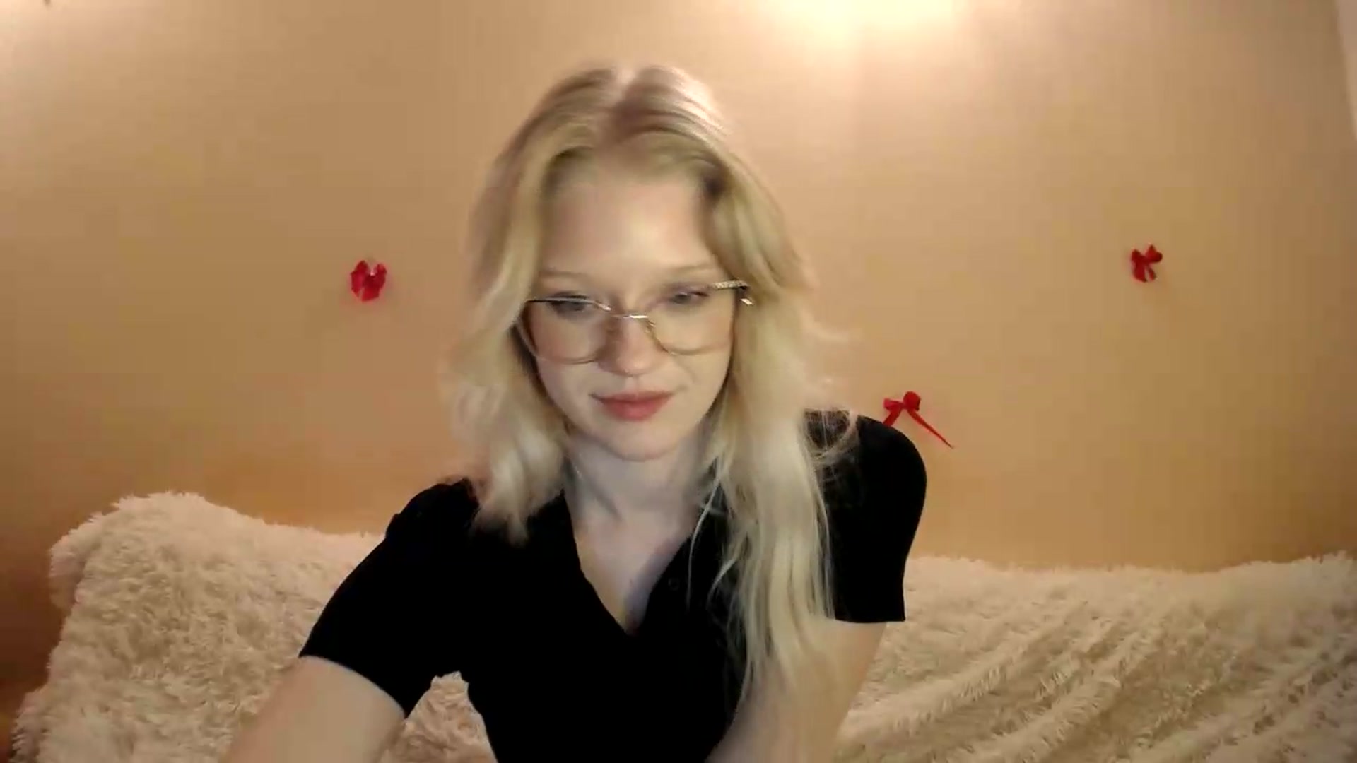 Gallery image thumbnail from Angel_baby's myfreecams stream on, 05/18/2026, 20:14 image 5 of 20