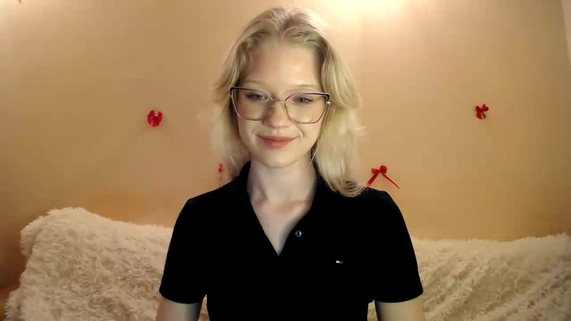 Gallery image thumbnail from Angel_baby's myfreecams stream on, 05/18/2026, 20:14 image 13 of 20