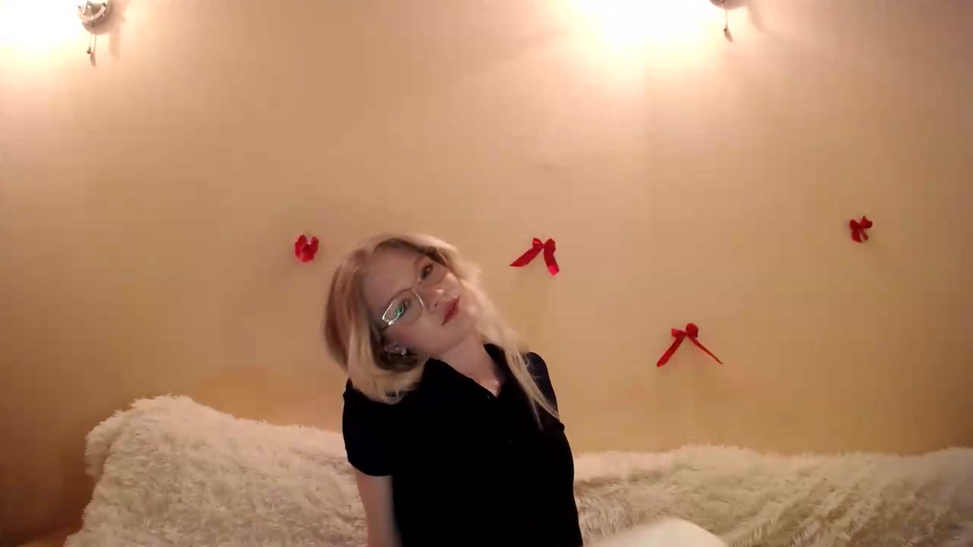 Gallery image thumbnail from Angel_baby's myfreecams stream on, 05/18/2026, 20:14 image 3 of 20